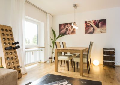 Professionelle Immobilienfotos – Esszimmer mit modernem Design in München